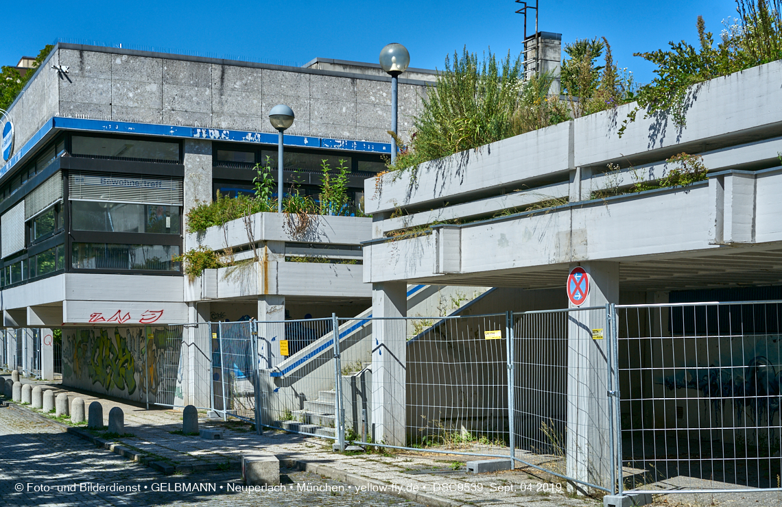 04.09.2019 - Einkaufs- und Wohnzentrum Quiddestraße in Neuperlach